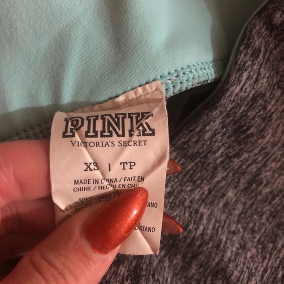 VS pink cropped leggings - Picture 3 of 4